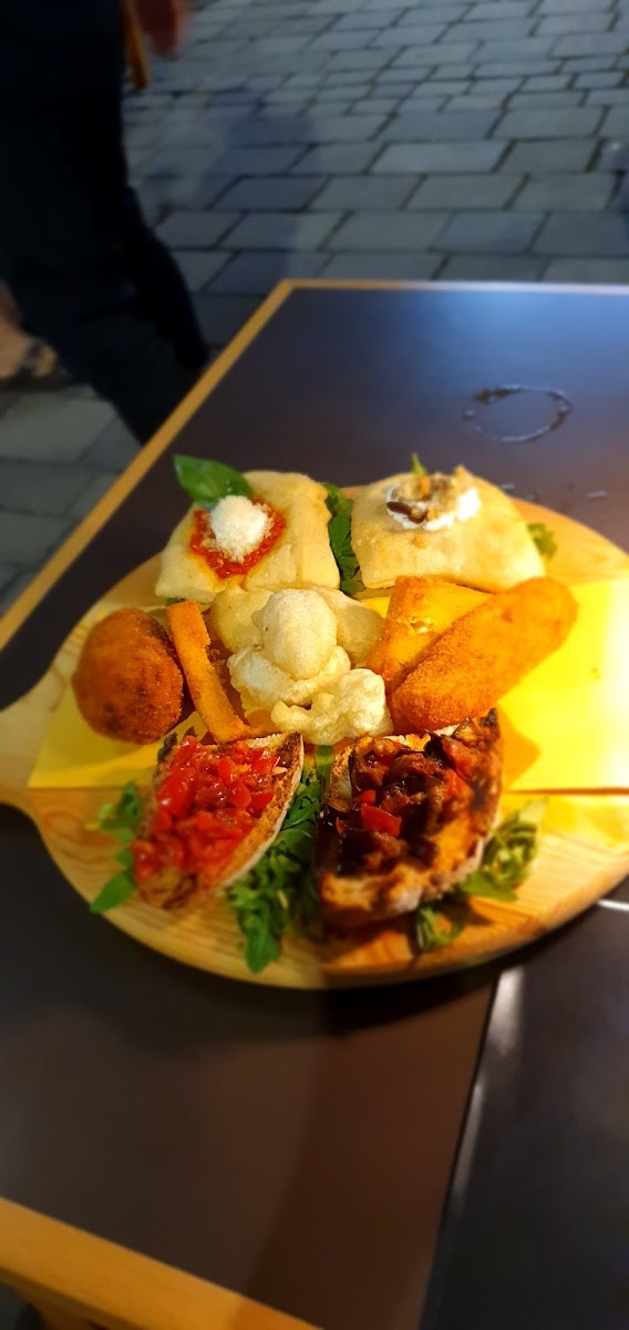 Pizzeria Neapolis 21-6