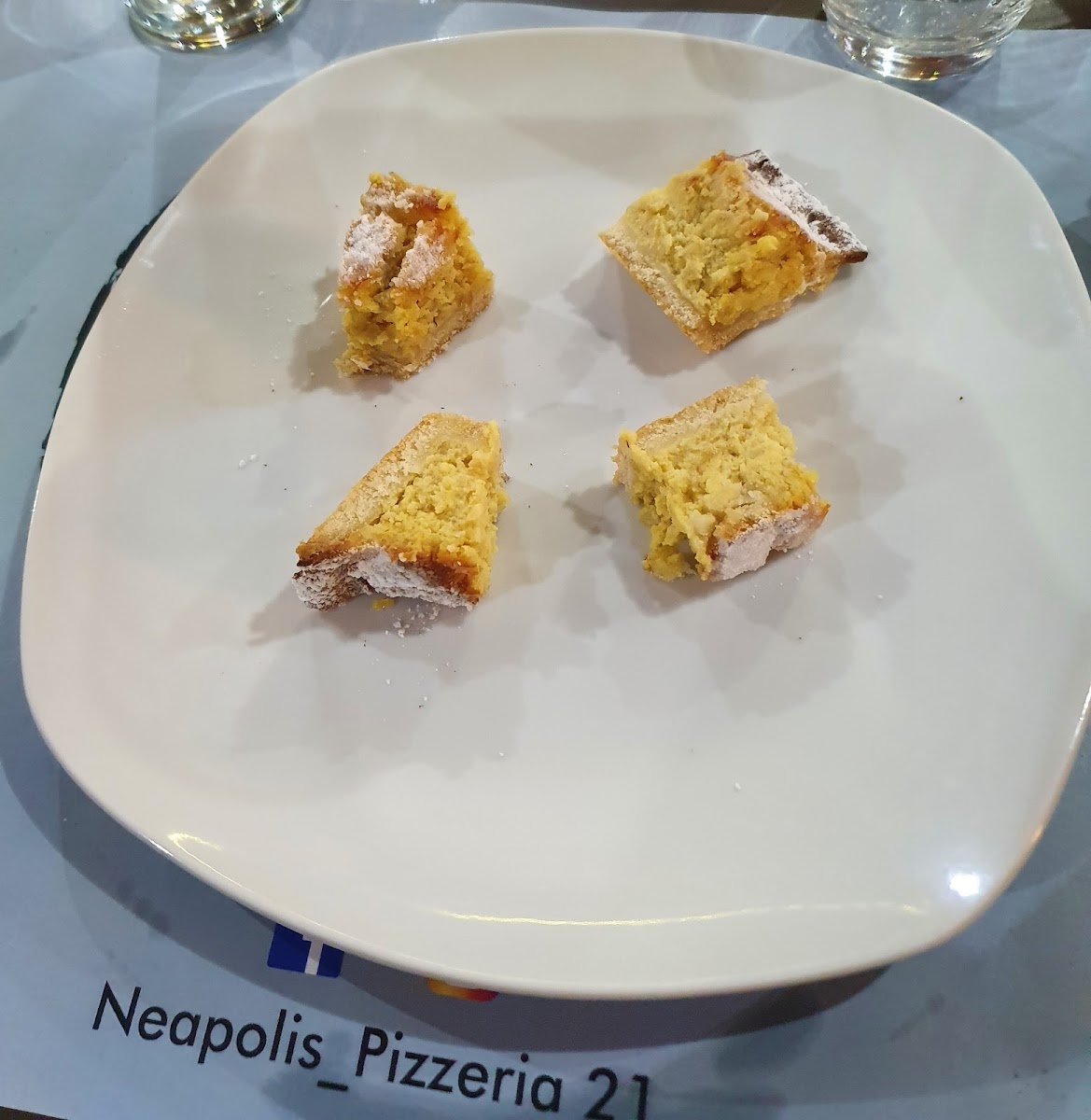 Pizzeria Neapolis 21-8